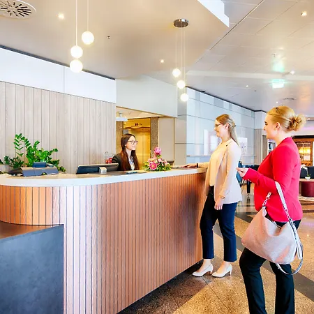 Hotel Crowne Plaza Frankfurt Congress By Ihg 4*