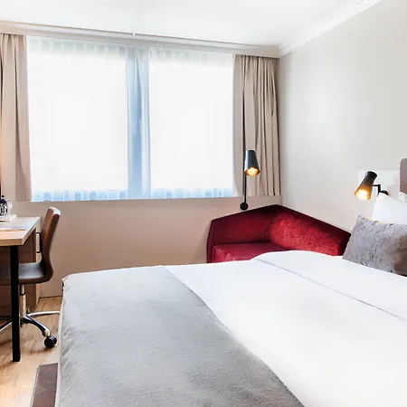 Hotel Crowne Plaza Frankfurt Congress By Ihg 4*