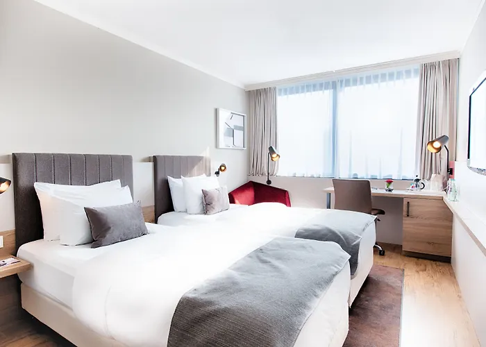 Crowne Plaza Frankfurt Congress By Ihg Otel 4*