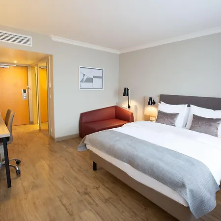 Hotel Crowne Plaza Frankfurt Congress By Ihg Frankfurt am Main