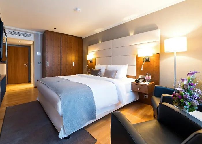 Hotel Crowne Plaza Frankfurt Congress By Ihg Frankfurt nad Menem