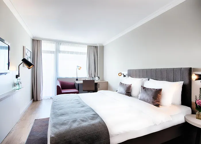 ホテル Crowne Plaza Frankfurt Congress By Ihg 4*