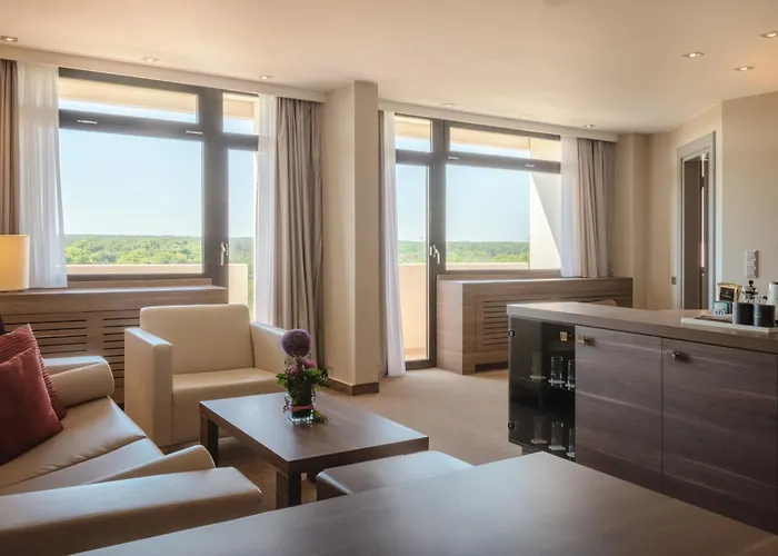 Hotel Crowne Plaza Frankfurt Congress By Ihg 4*