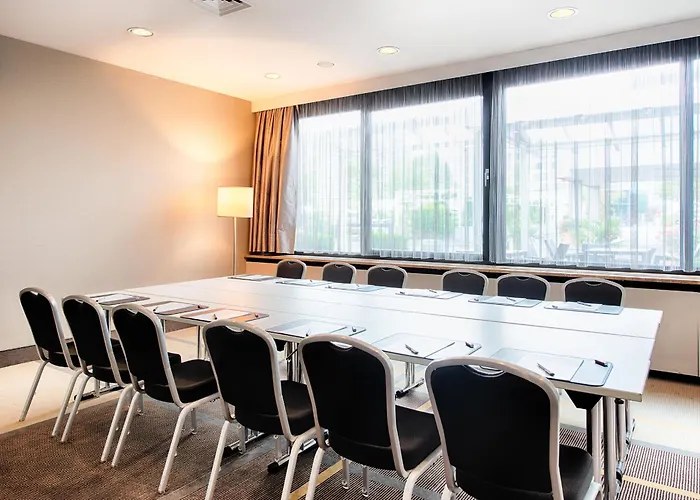 호텔 Crowne Plaza Frankfurt Congress By Ihg