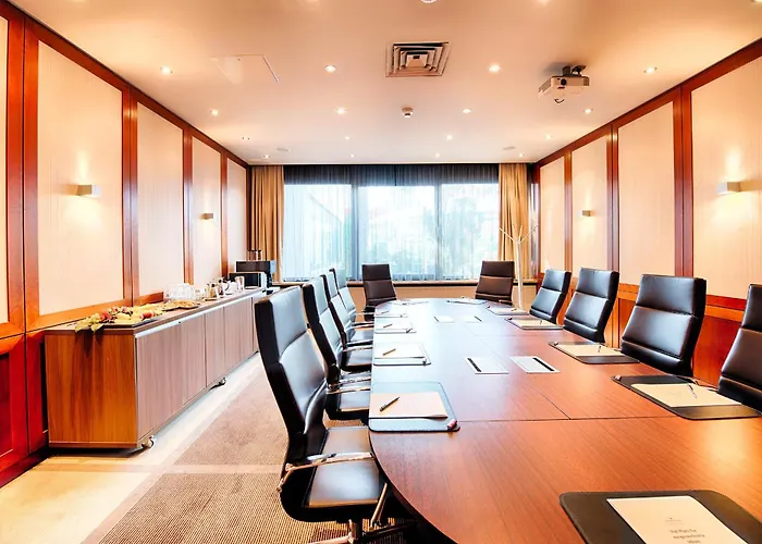 Crowne Plaza Frankfurt Congress By Ihg Hotel 4*