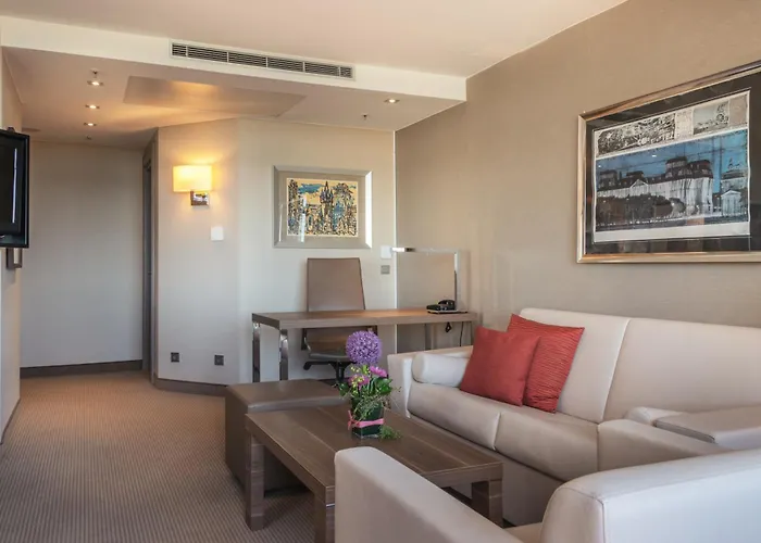 ホテル Crowne Plaza Frankfurt Congress By Ihg 4*