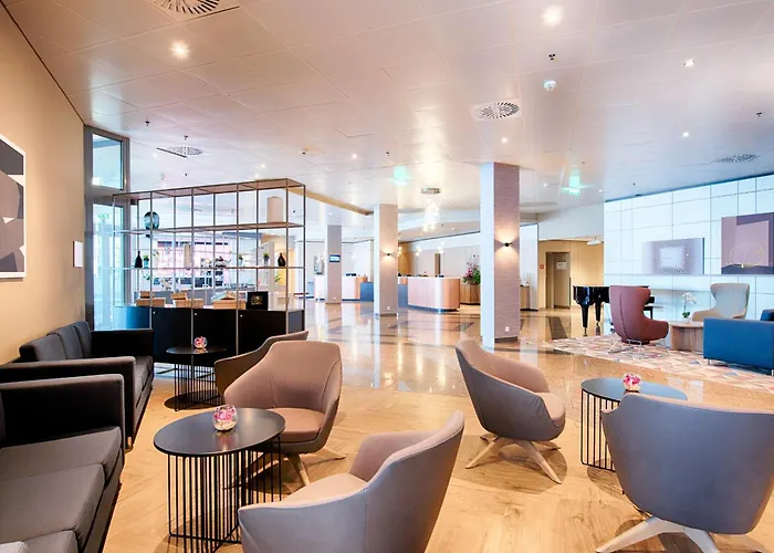 ホテル Crowne Plaza Frankfurt Congress By Ihg フランクフルト