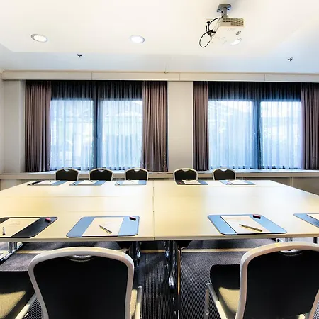 Crowne Plaza Frankfurt Congress By Ihg מלון