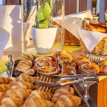 מלון Crowne Plaza Frankfurt Congress By Ihg פרנקפורט